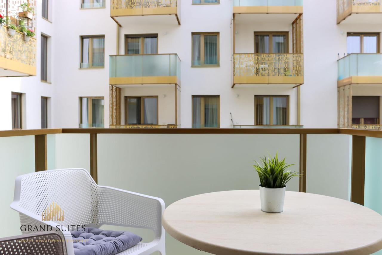 Grand Suites Central บูดาเปสต์ ภายนอก รูปภาพ