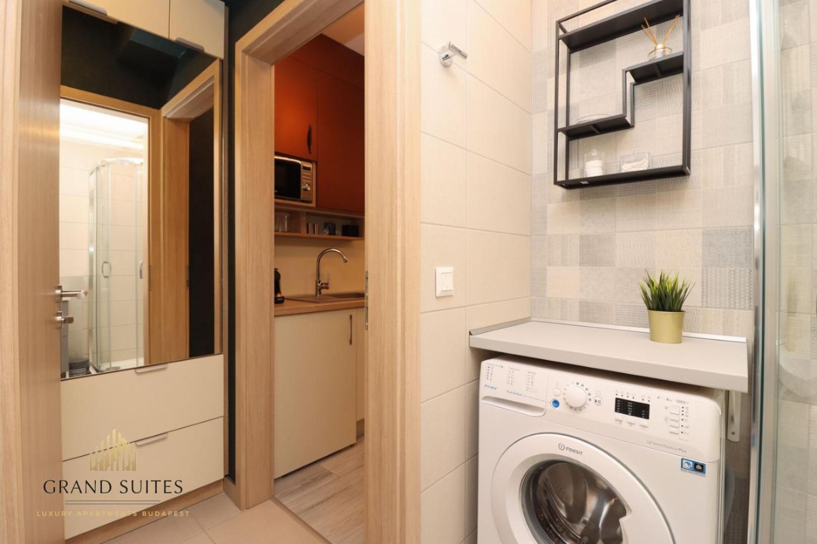Grand Suites Central บูดาเปสต์ ภายนอก รูปภาพ