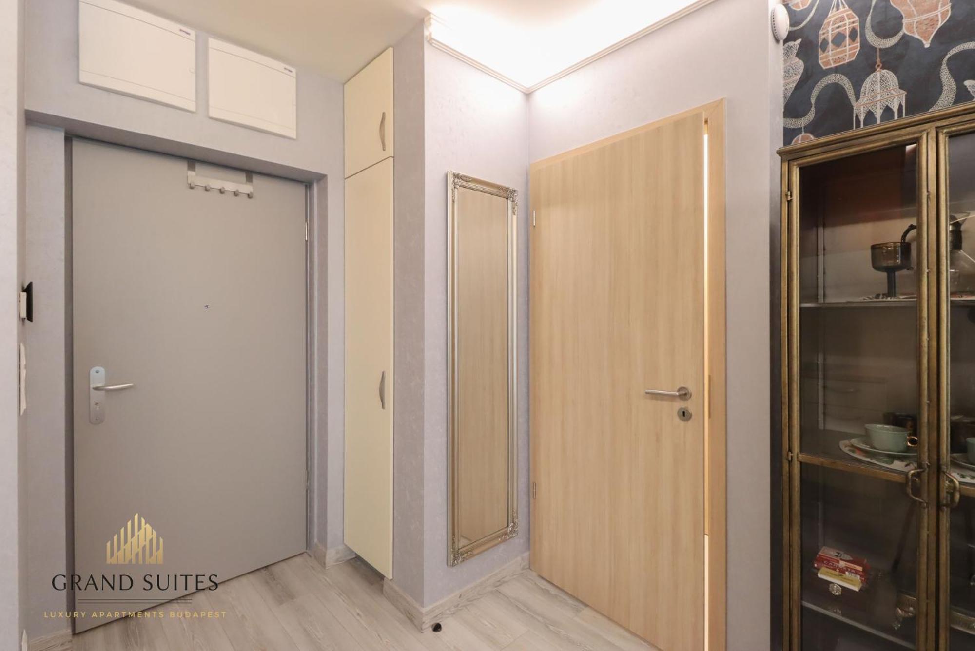 Grand Suites Central บูดาเปสต์ ภายนอก รูปภาพ